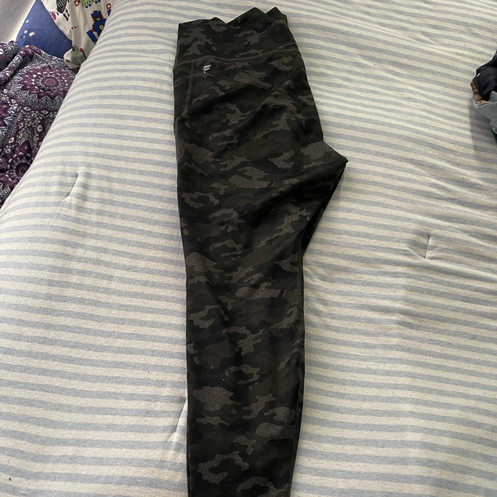 FABLETICS LEGGINGS